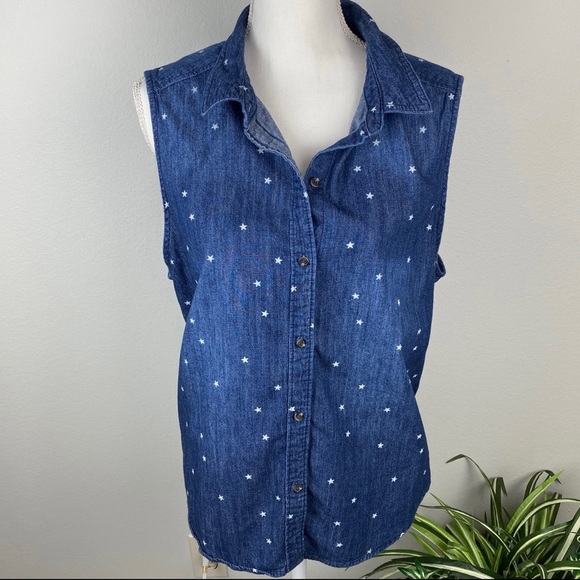 Plus Size XXL Blue Denim Sleeveless Cotton Button Up EUC Universal Thread - Picture 2 of 8